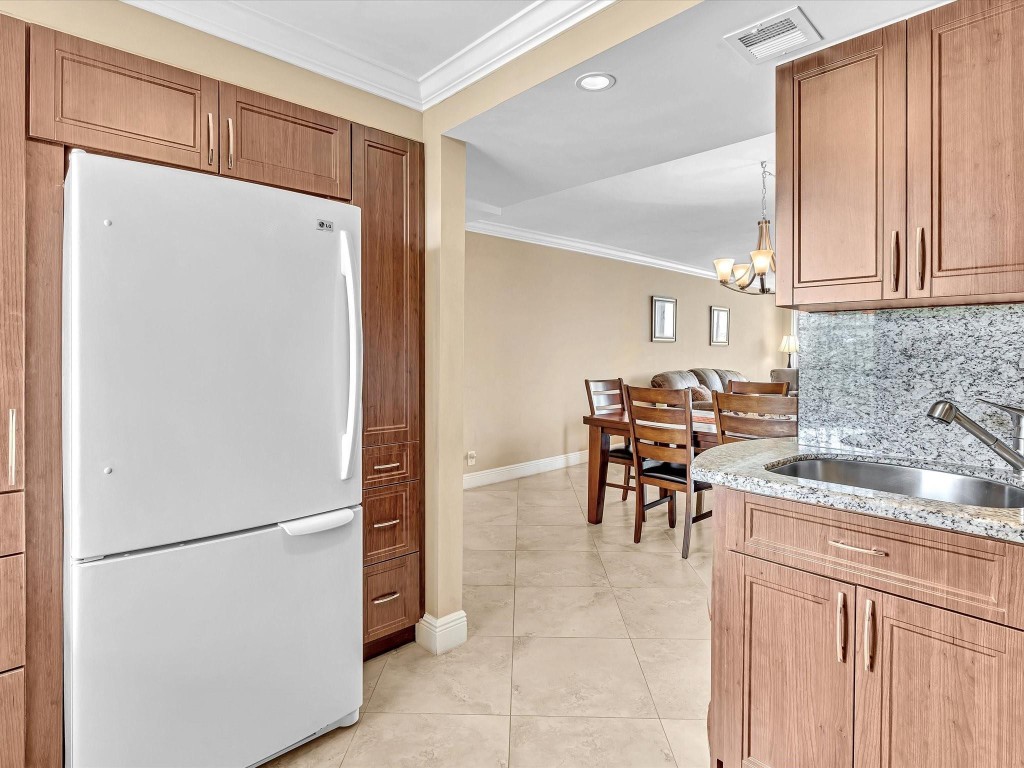 3001 S Course Dr 509