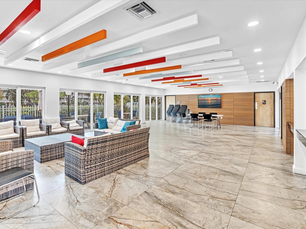 3001 S Course Dr 509