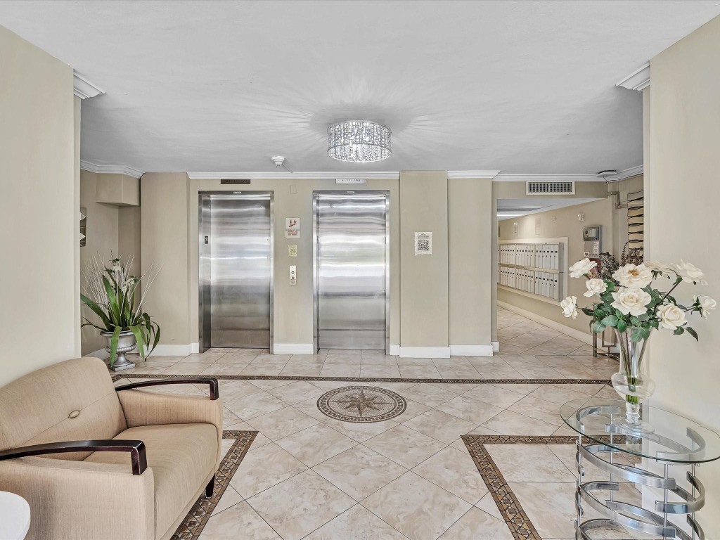 3001 S Course Dr 509