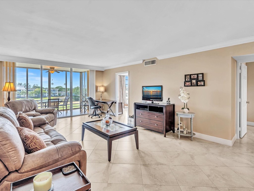 3001 S Course Dr 509