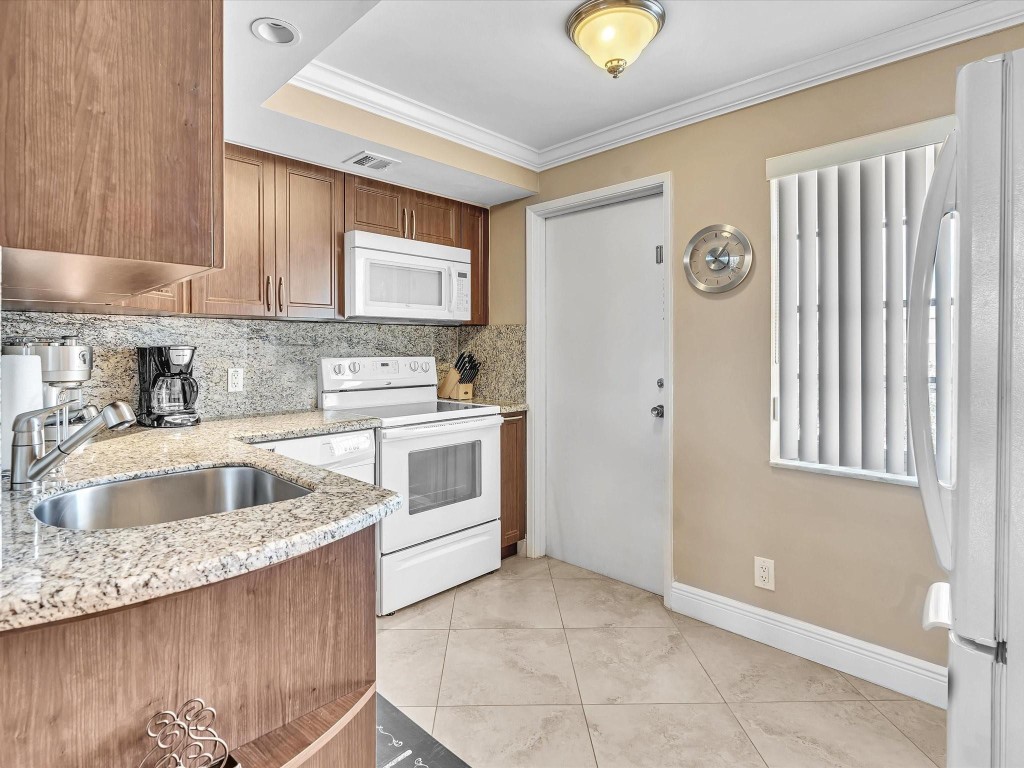 3001 S Course Dr 509