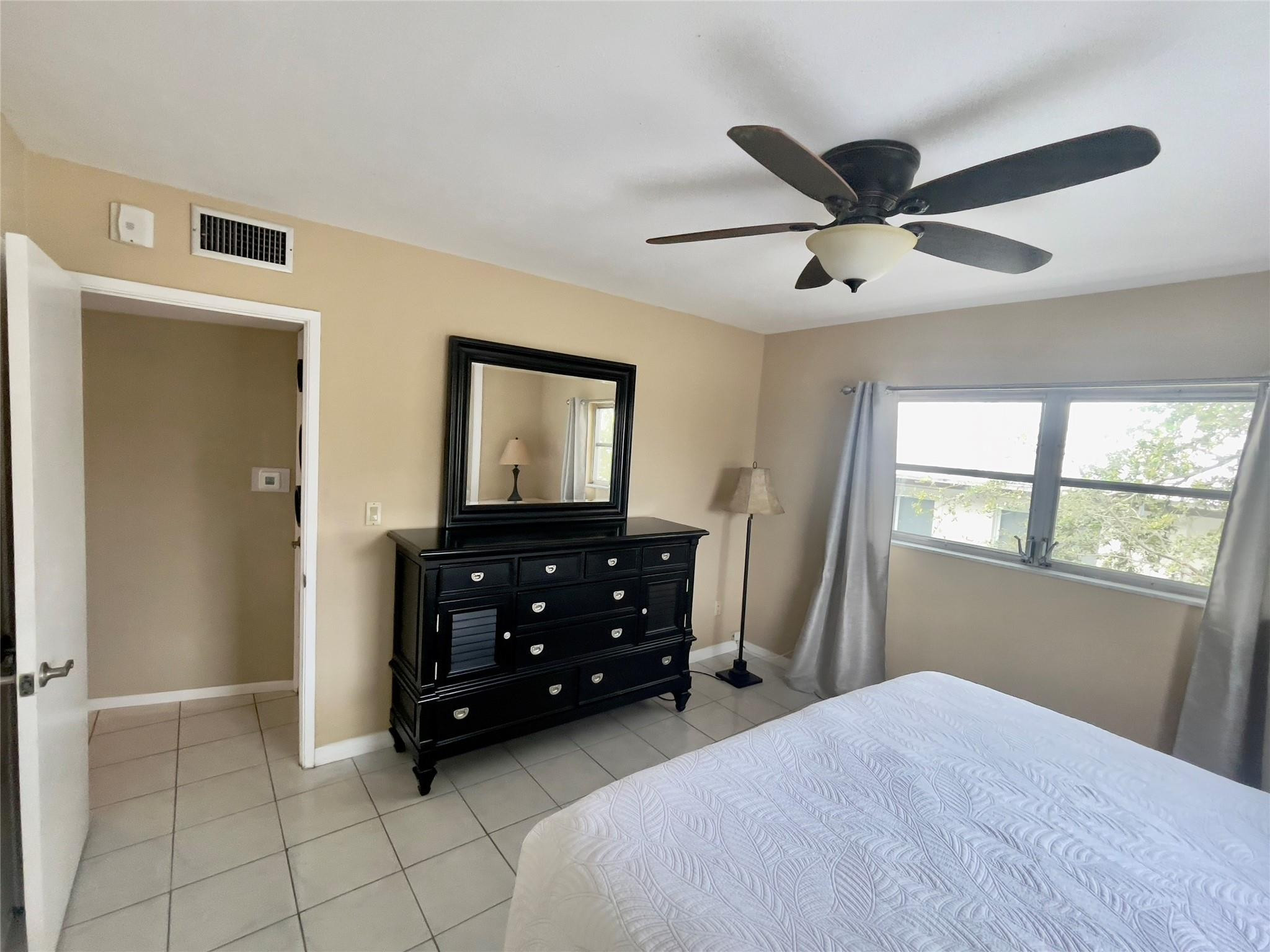651 E Pine Drive 310