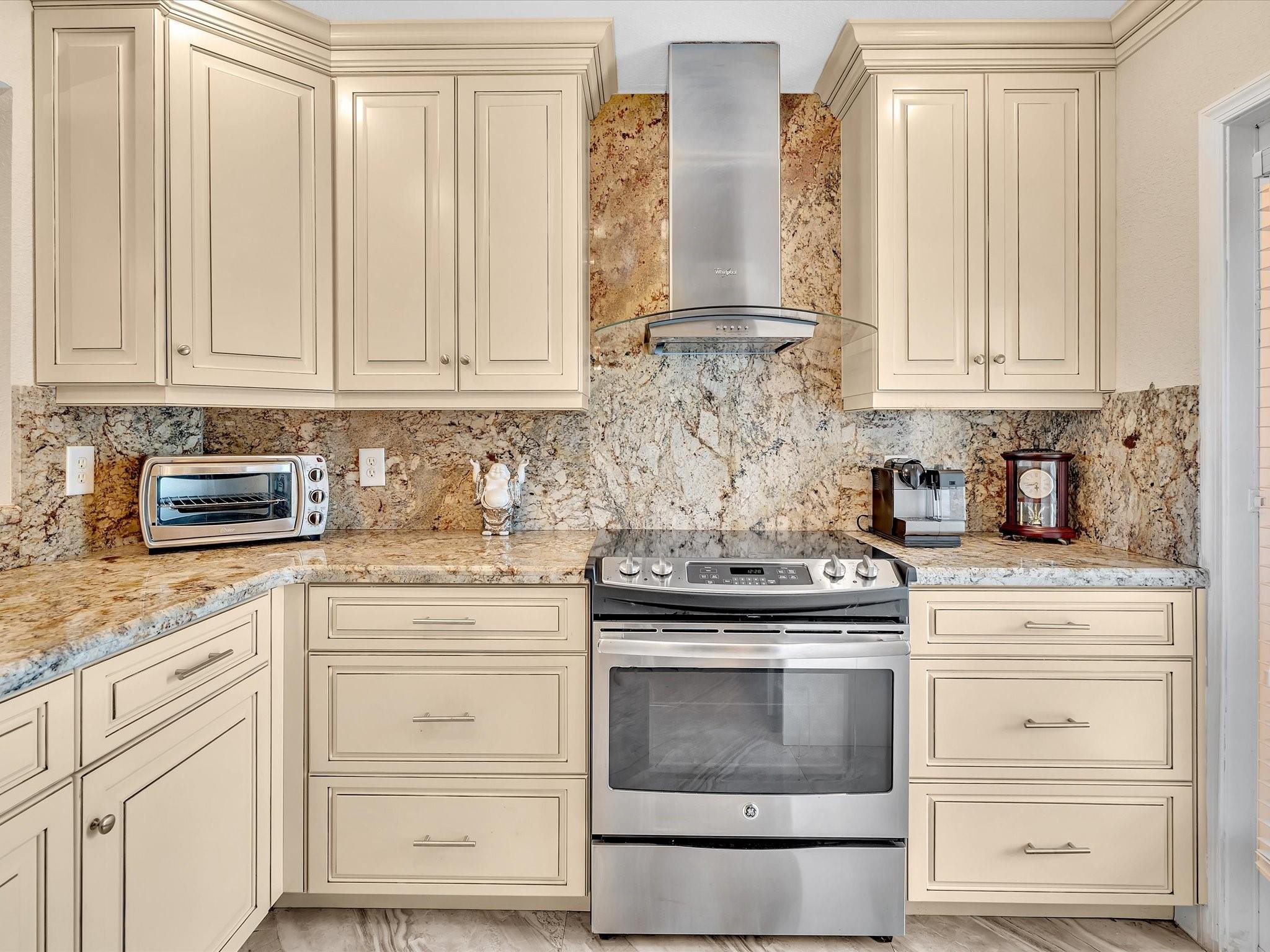 3990 NW 42nd Ave 308