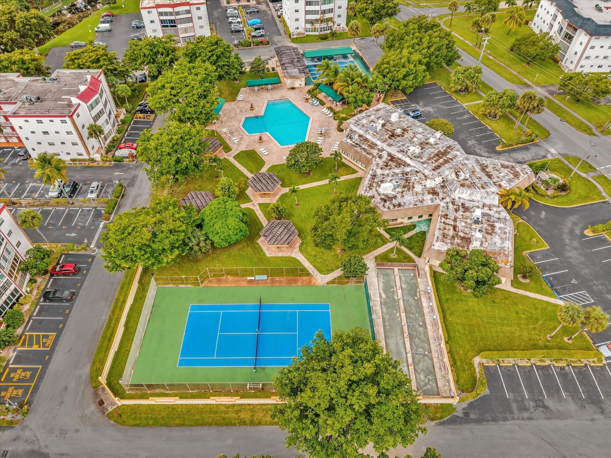 3990 NW 42nd Ave 308