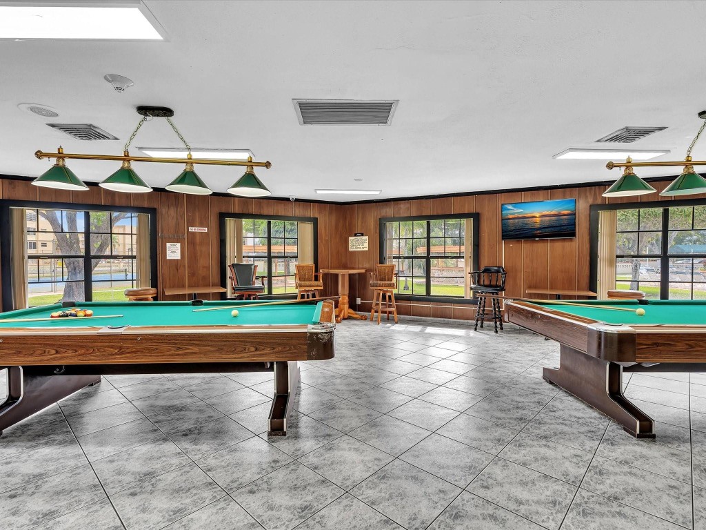 3990 NW 42nd Ave 308