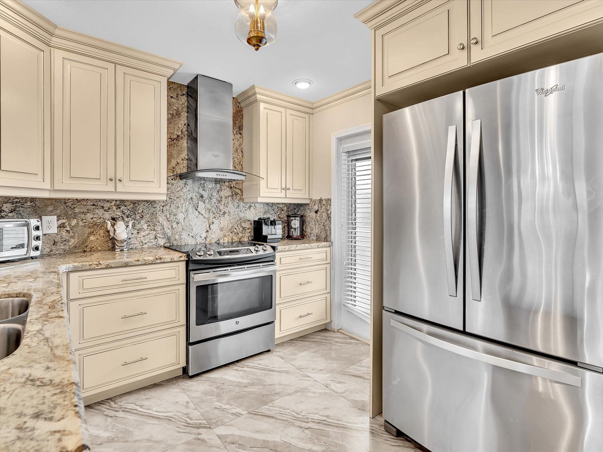 3990 NW 42nd Ave 308