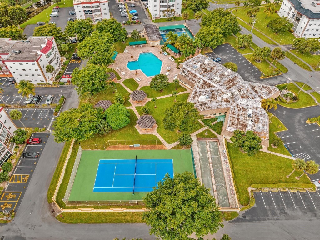 3990 NW 42nd Ave 308