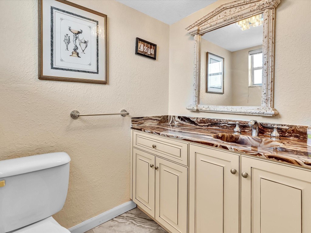 3990 NW 42nd Ave 308