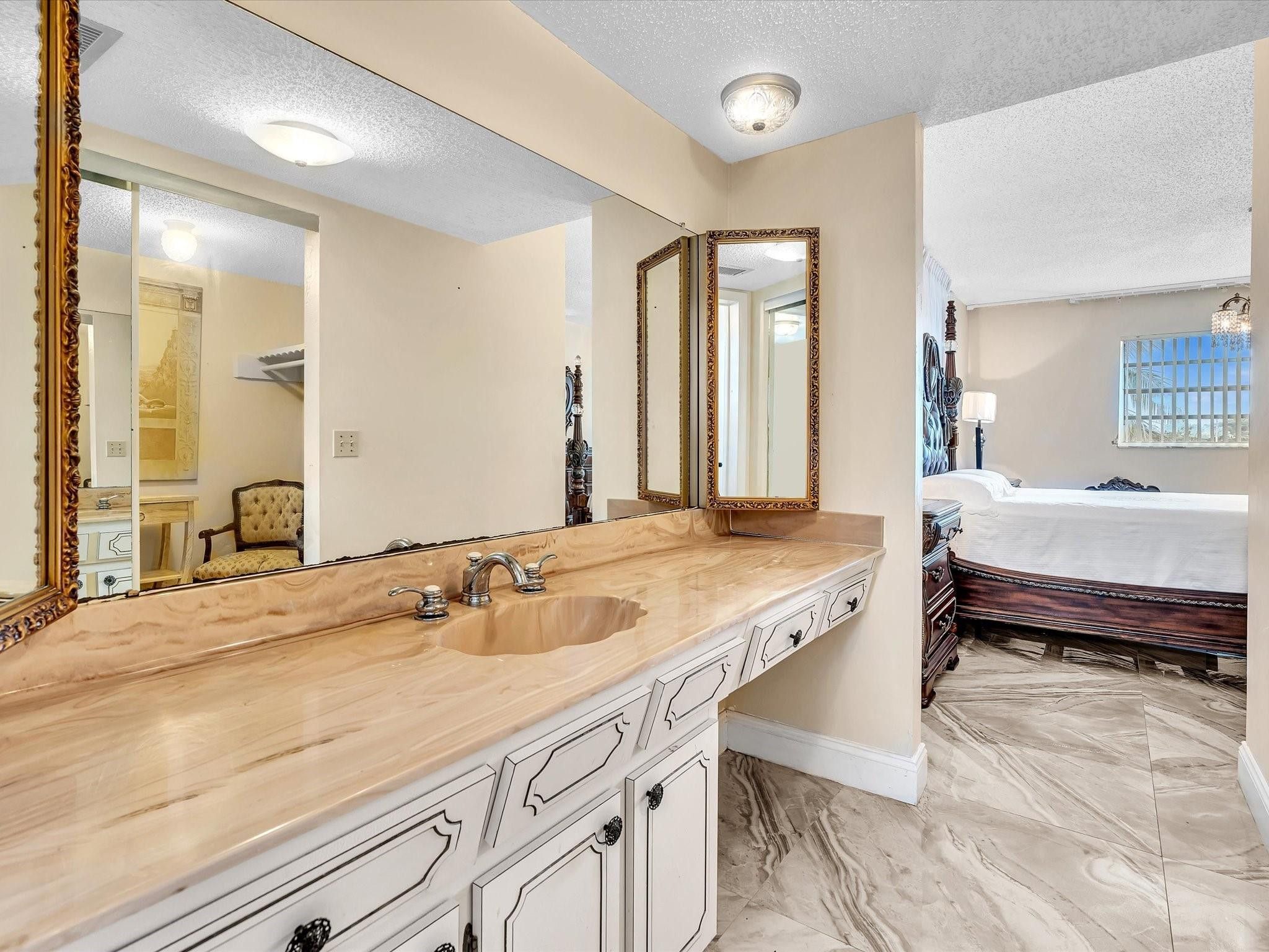 3990 NW 42nd Ave 308