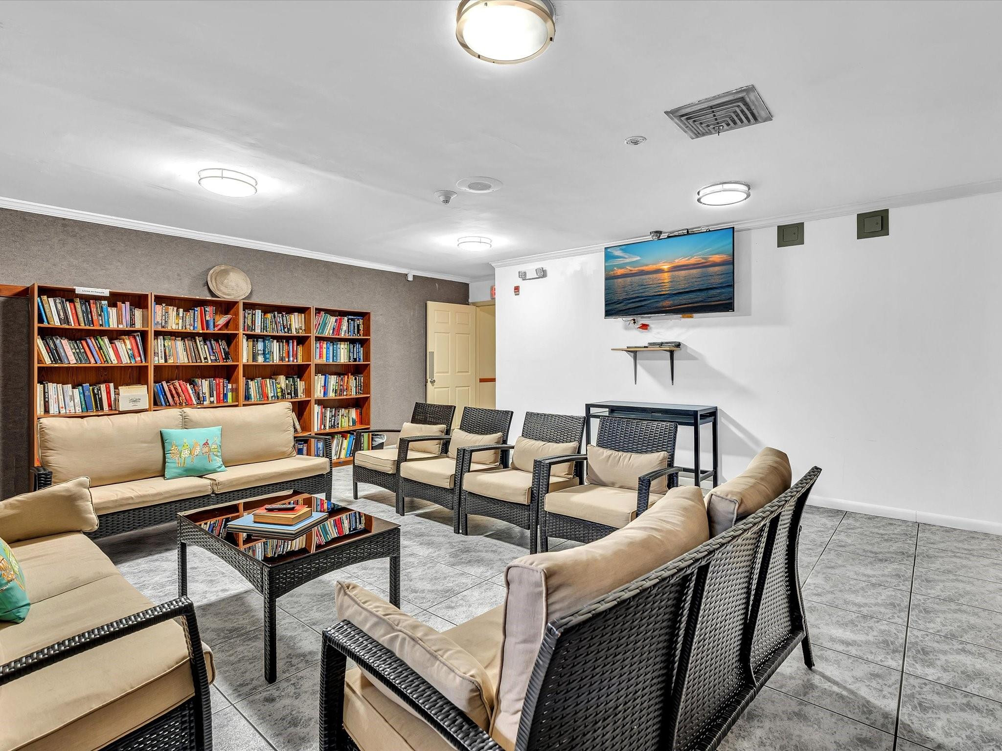 3990 NW 42nd Ave 308