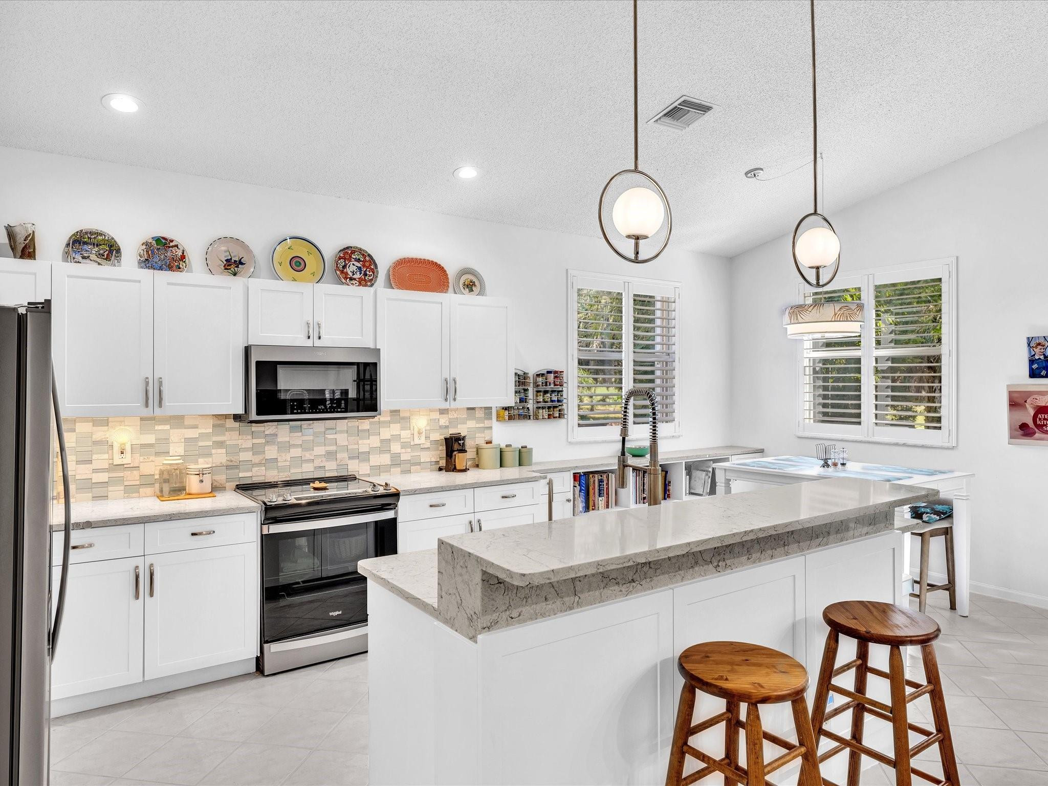 3580 Canary Palm Ct