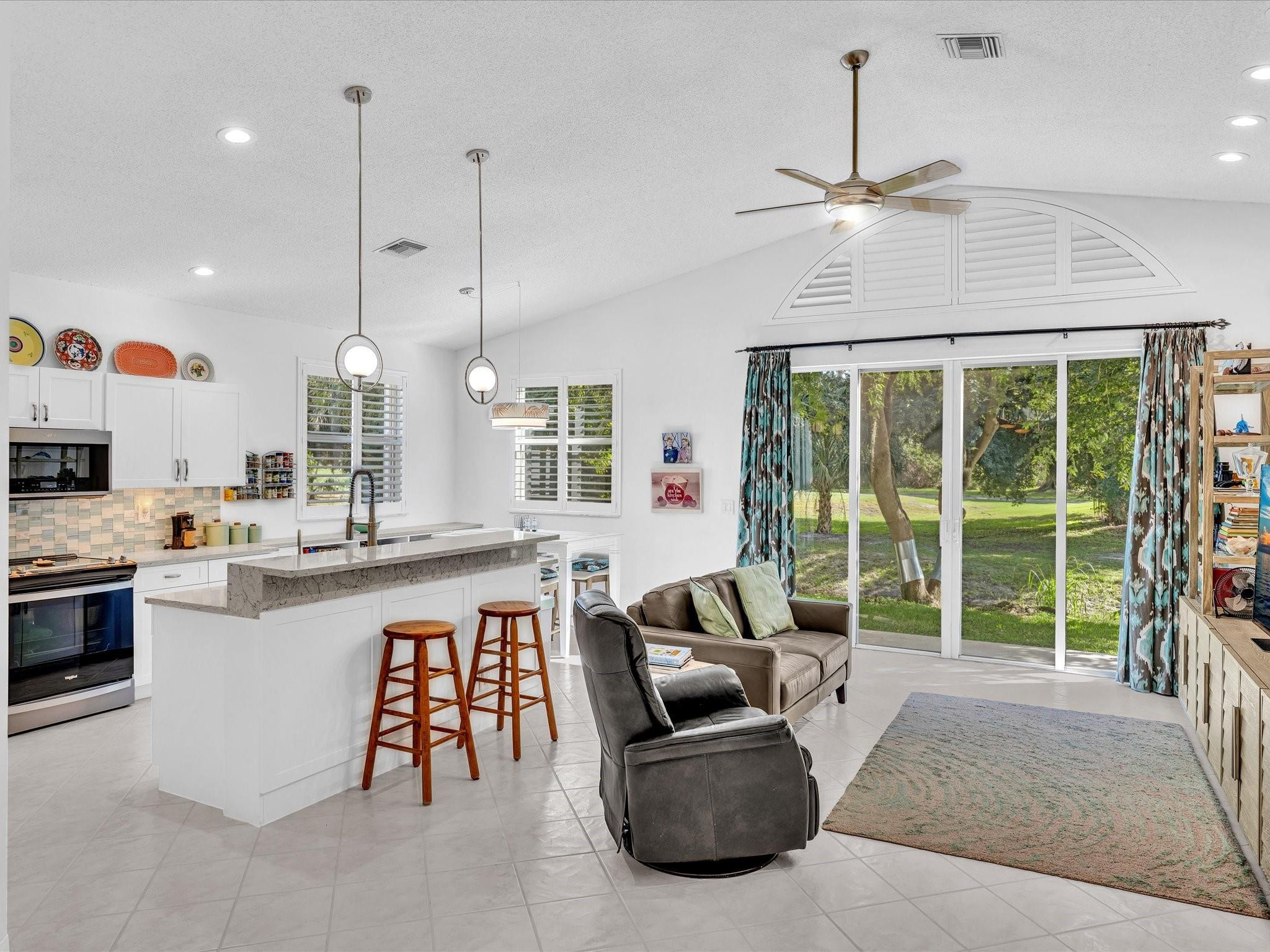 3580 Canary Palm Ct