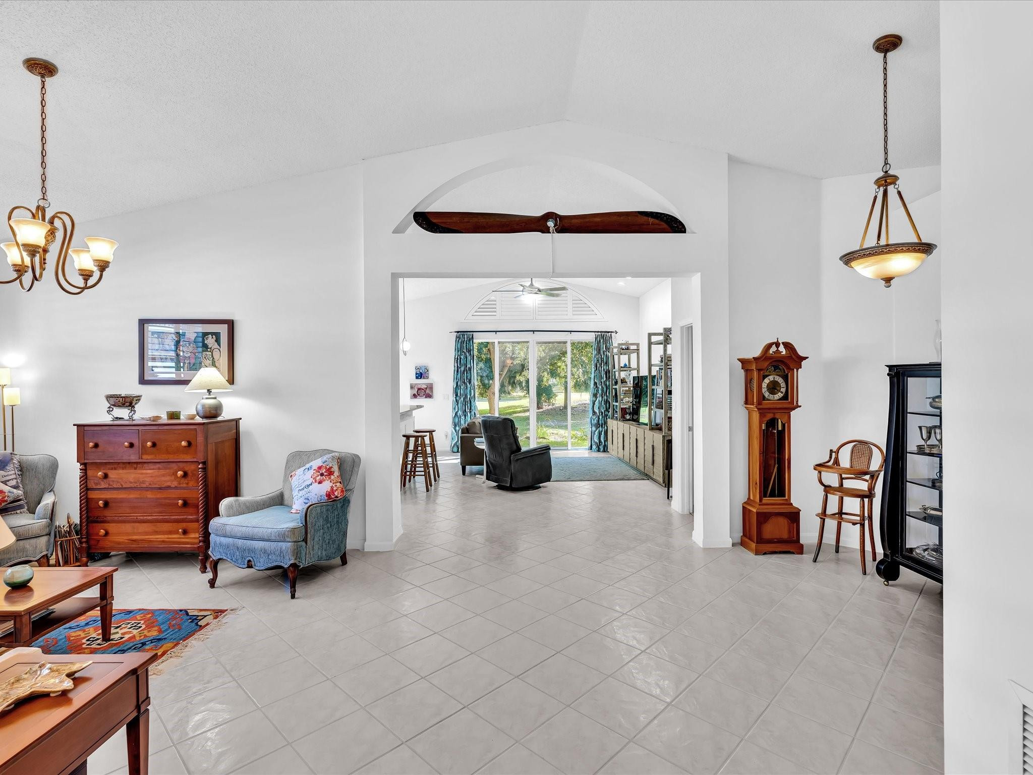 3580 Canary Palm Ct