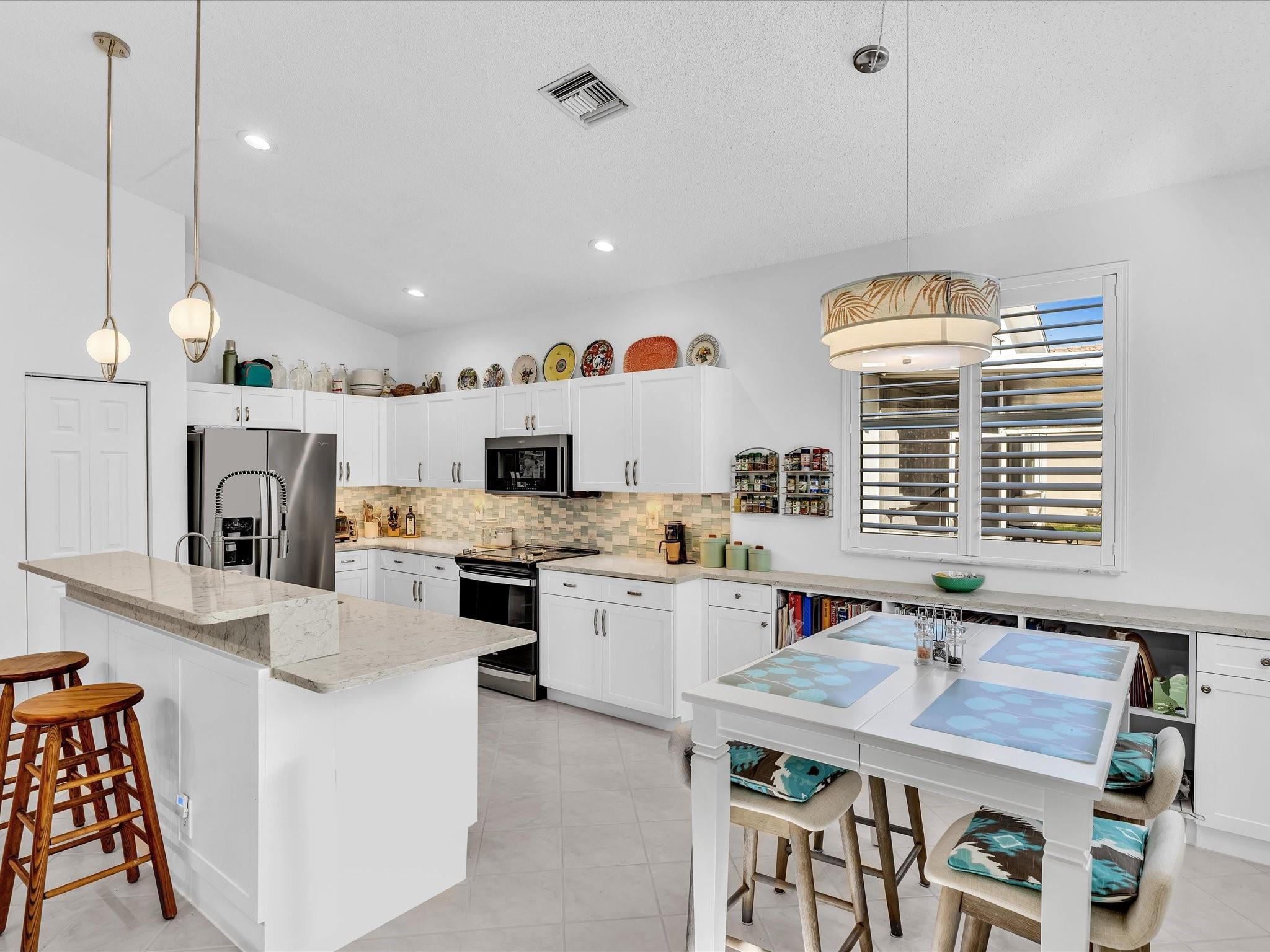 3580 Canary Palm Ct