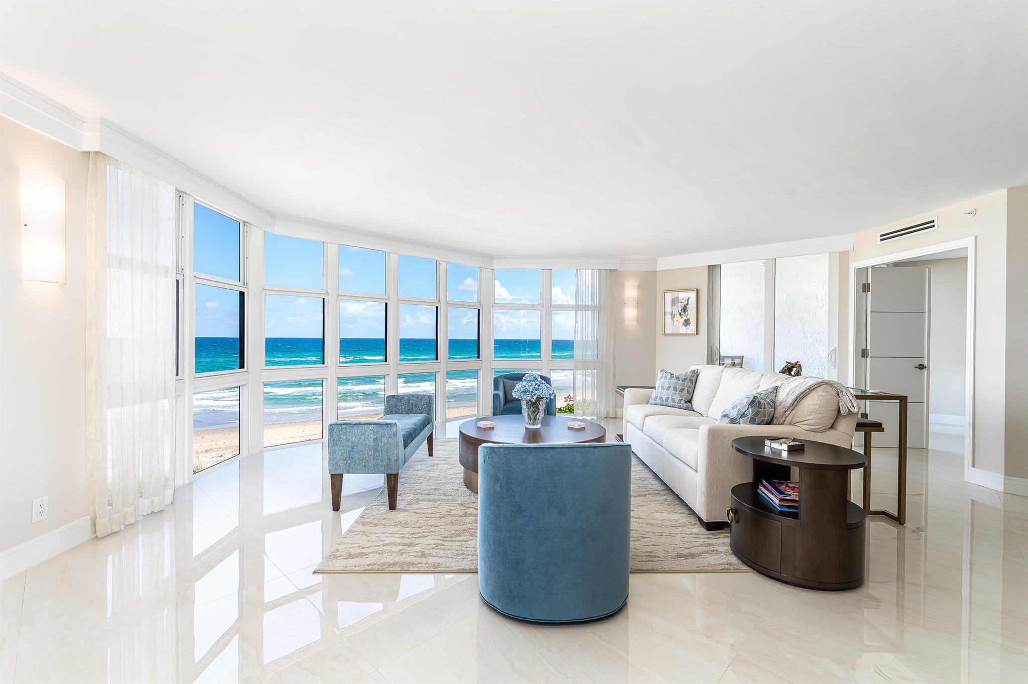 1155 Hillsboro Mile 207