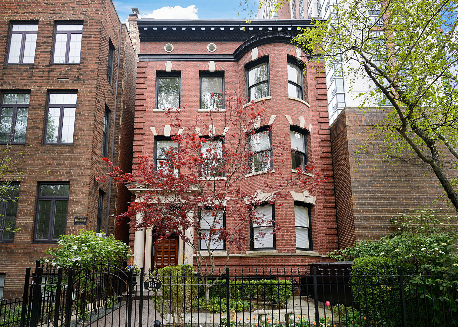 1347 N State Parkway Unit: 1