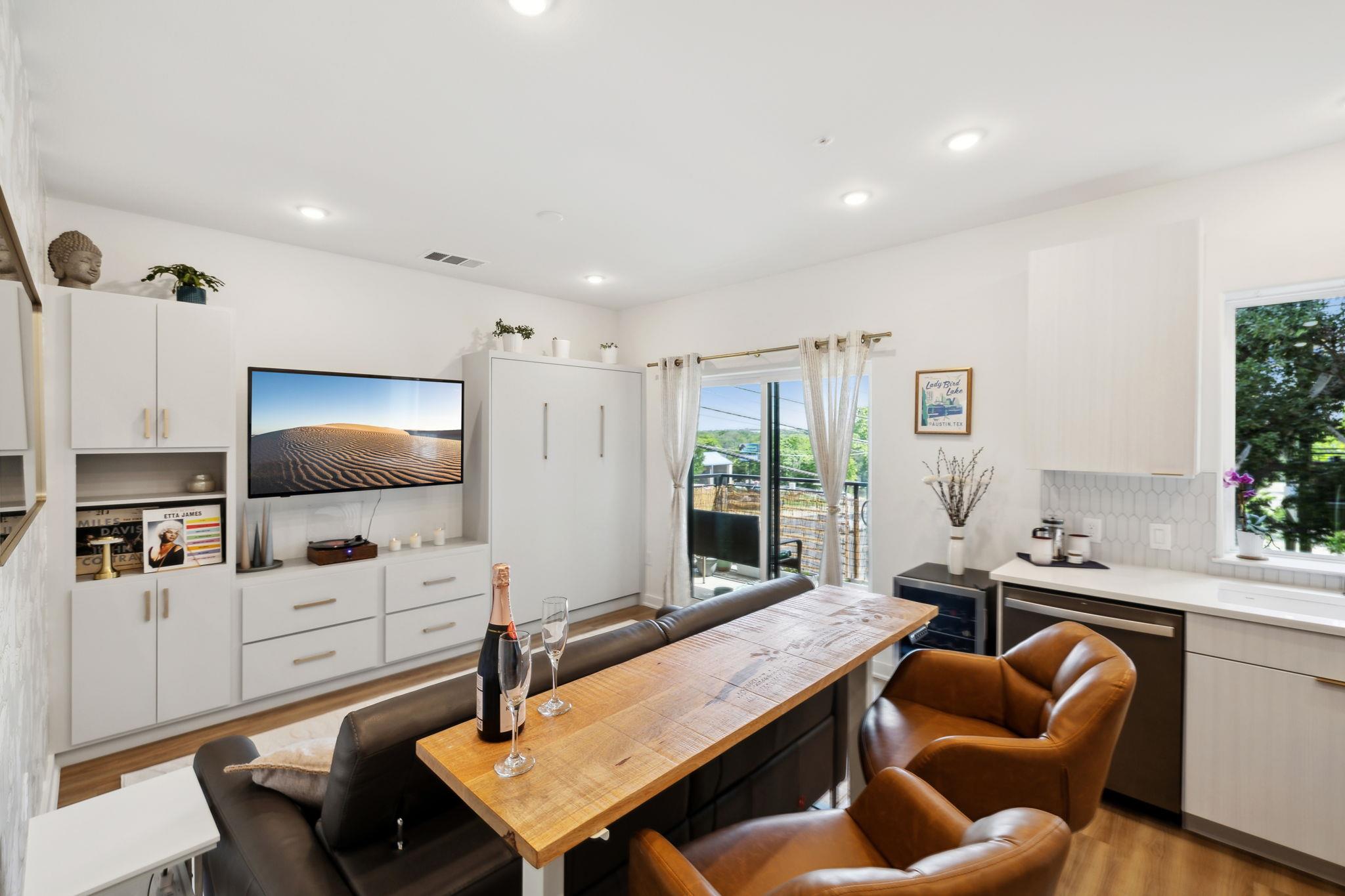 4802 S Congress Ave # 215