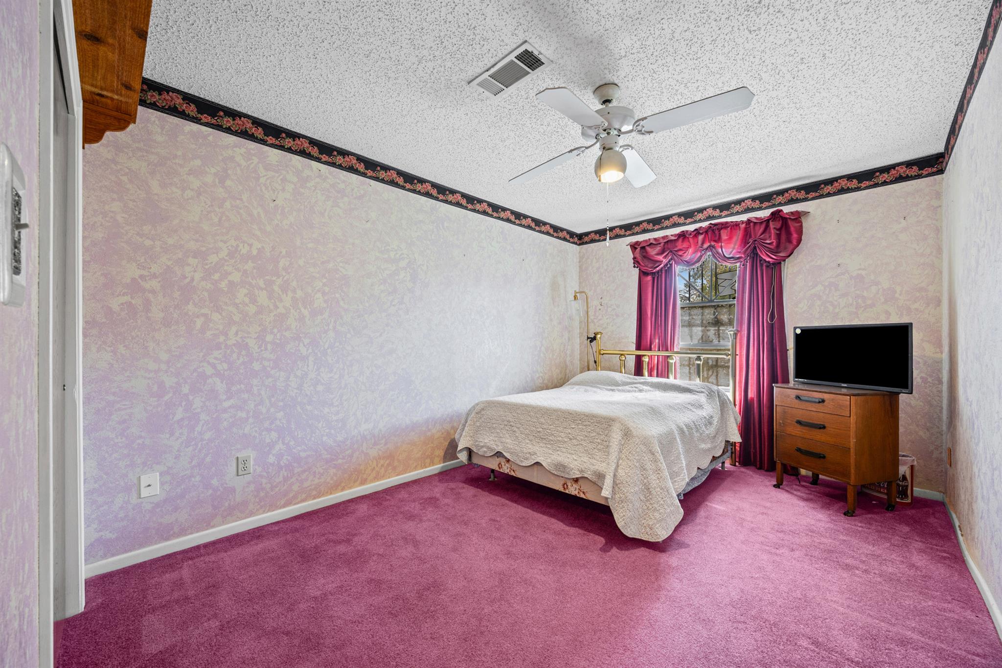 1204 Vapor DR