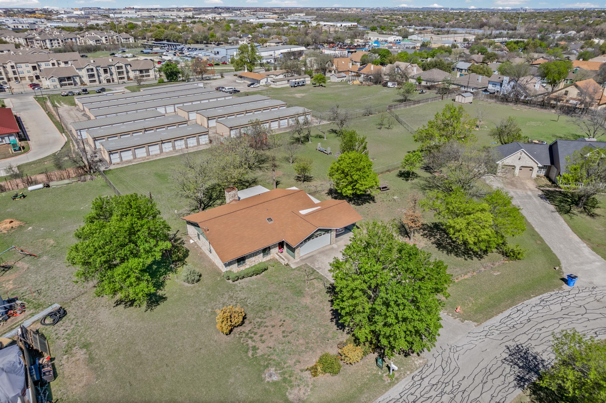 1204 Vapor DR