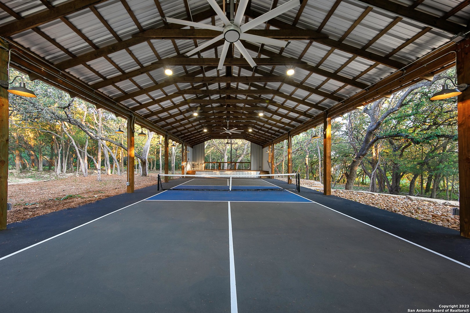 104 Tomahawk Trail