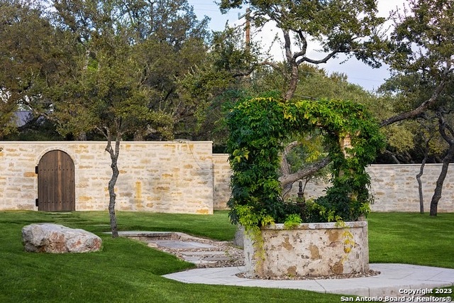 104 Tomahawk Trail