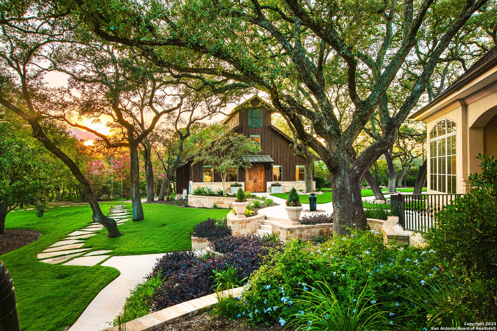 104 Tomahawk Trail