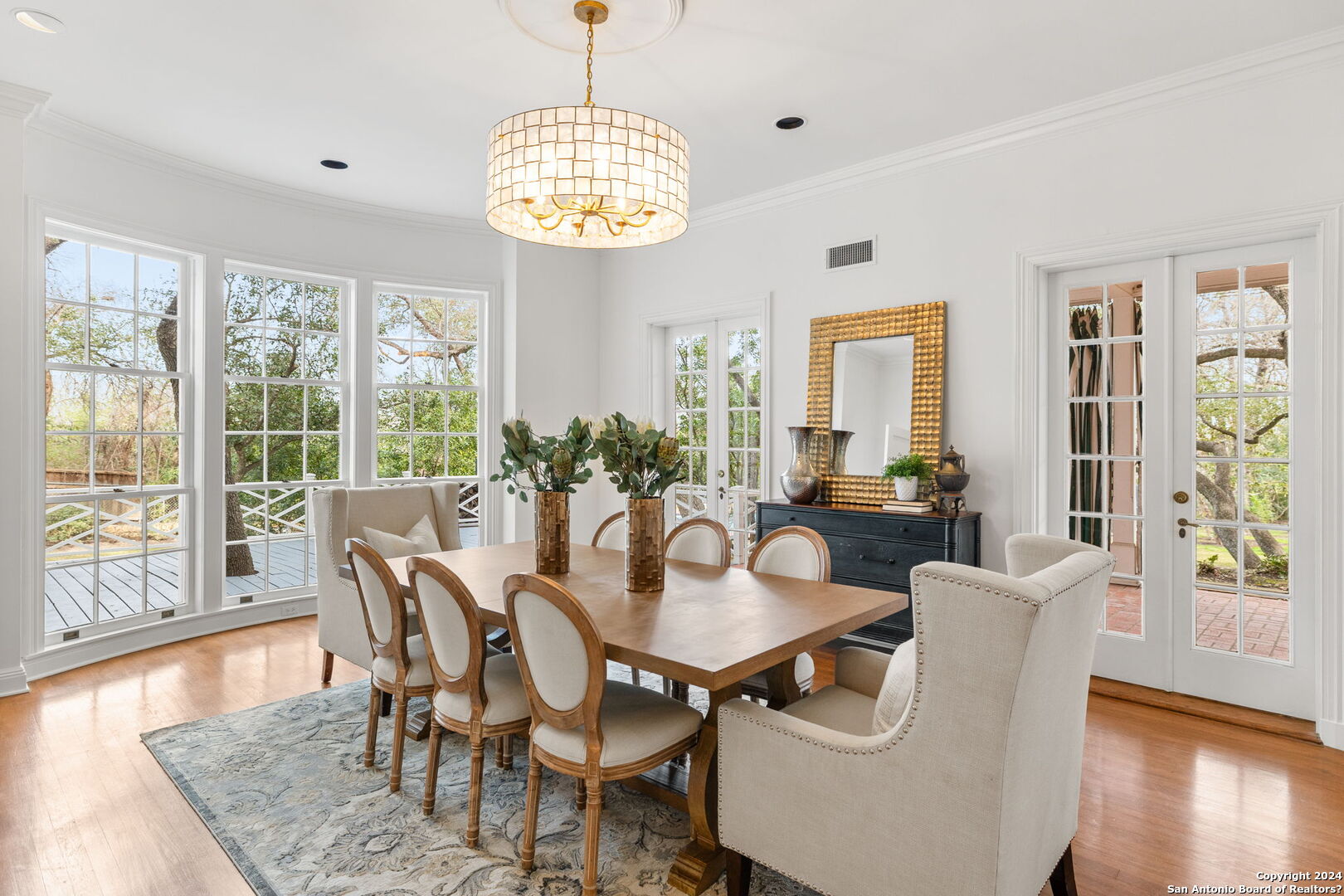 10 Ironwood Rd