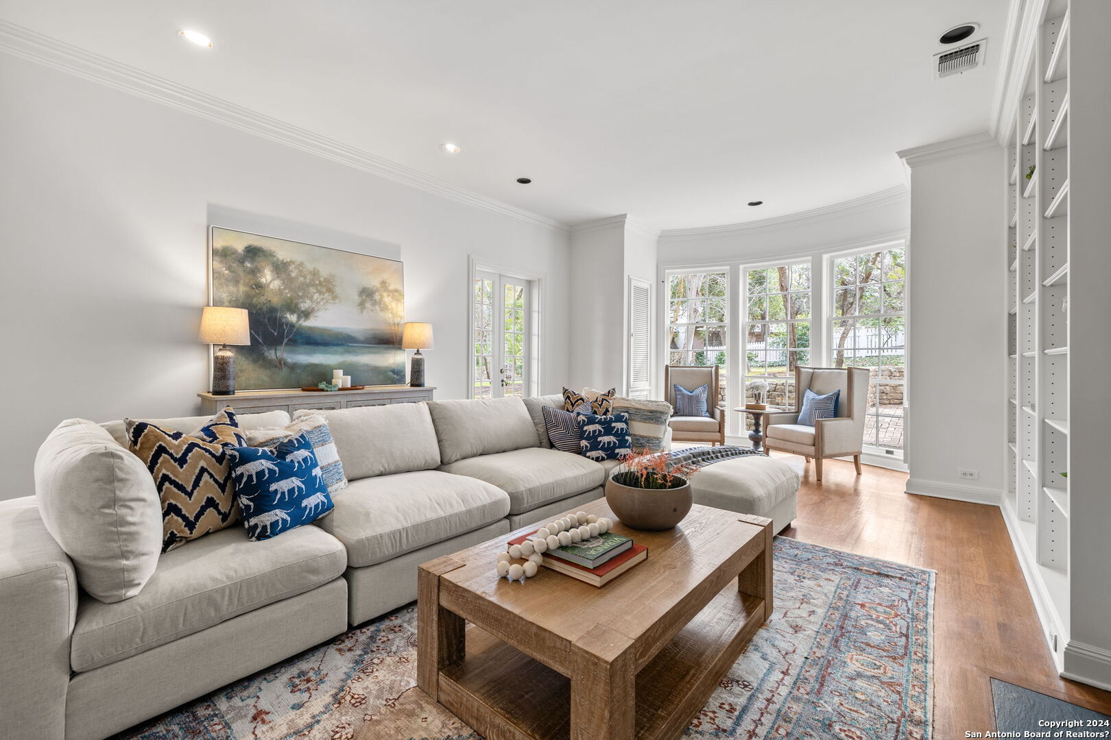 10 Ironwood Rd