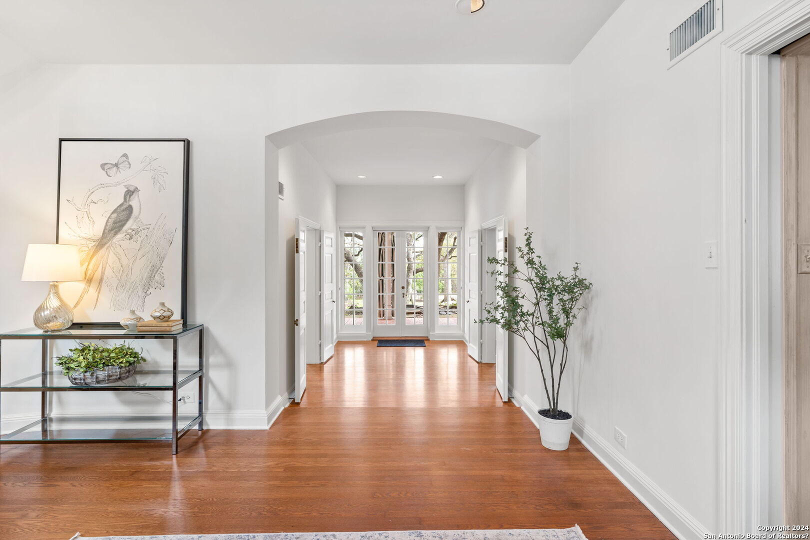 10 Ironwood Rd
