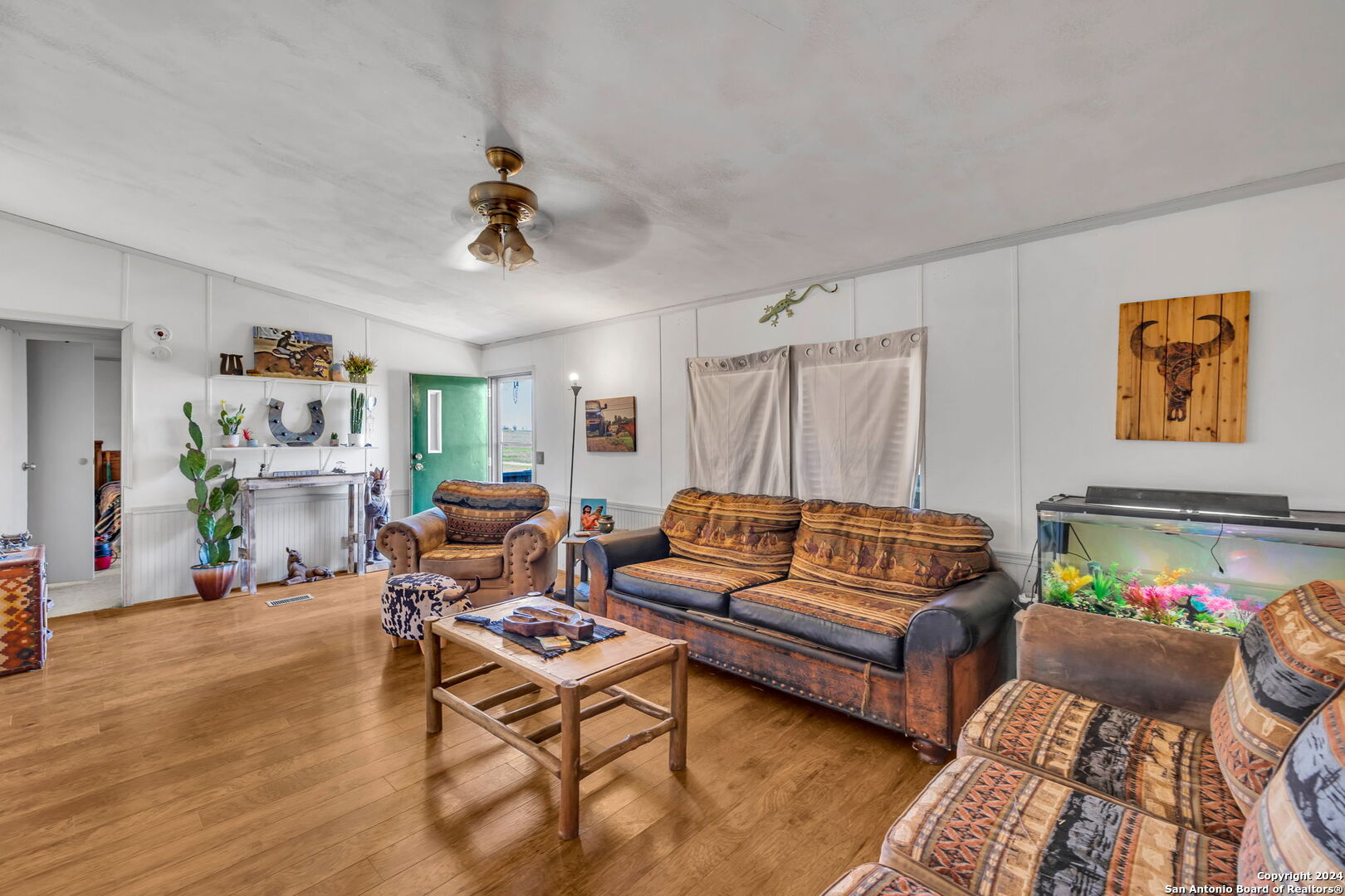 494 Glory Lane
