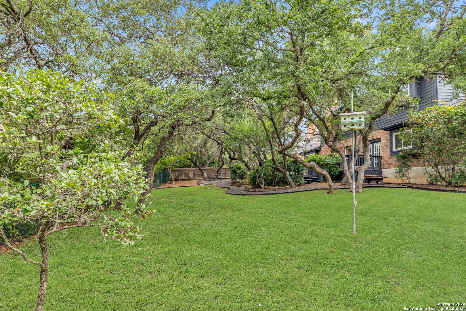 39 INWOOD MANOR