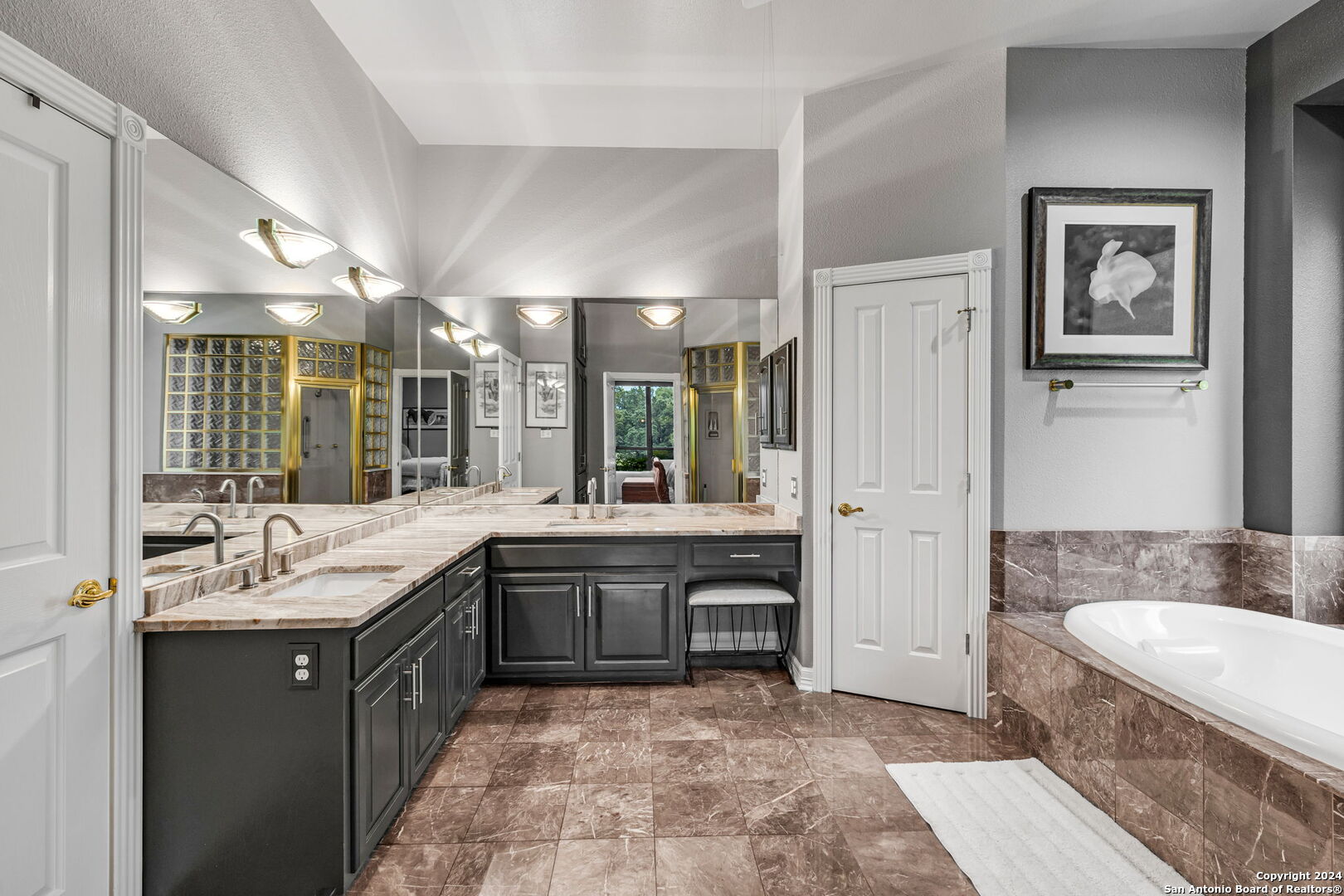 7707 Fair Oaks Parkway