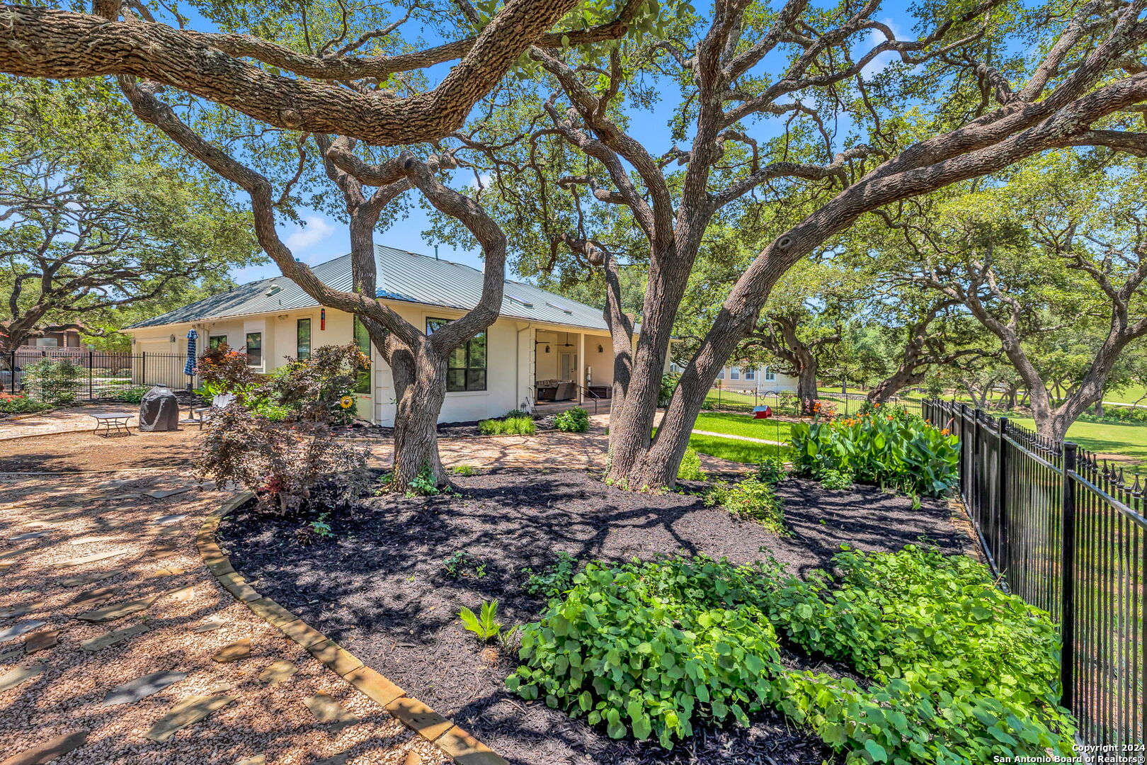 7707 Fair Oaks Parkway