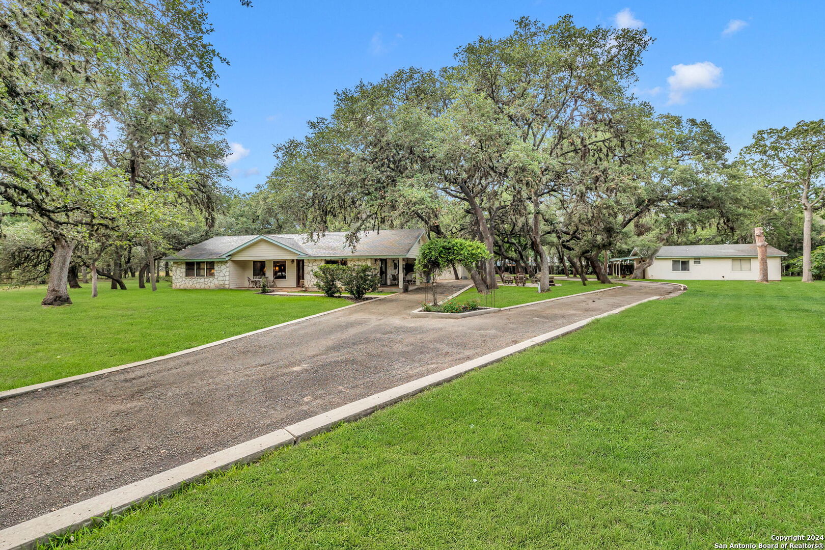 108 BAMBI DR