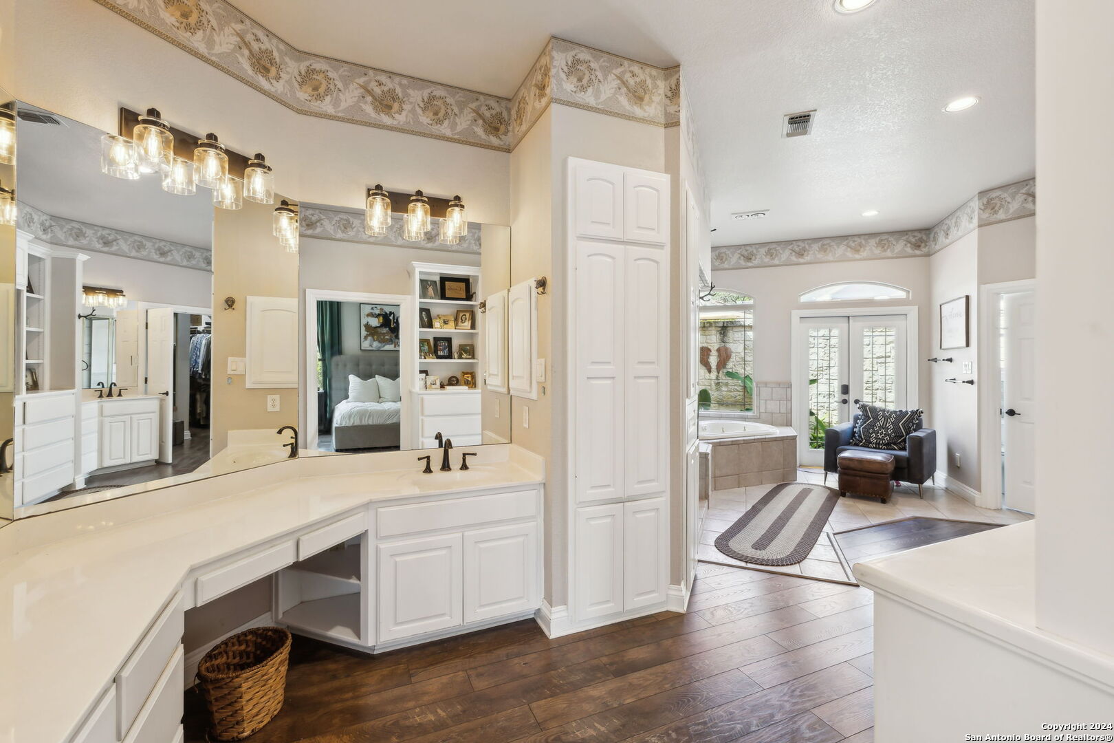 29452 Red Bud Hill
