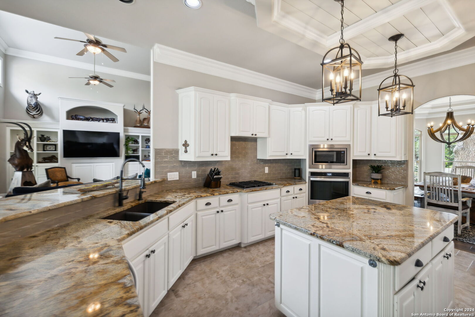 29452 Red Bud Hill