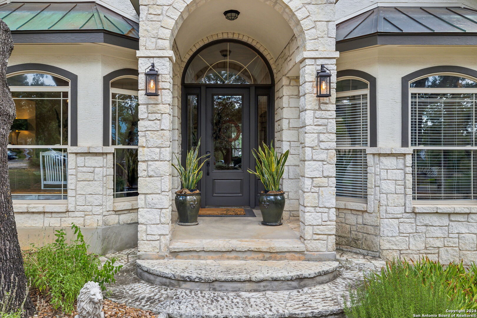 29452 Red Bud Hill