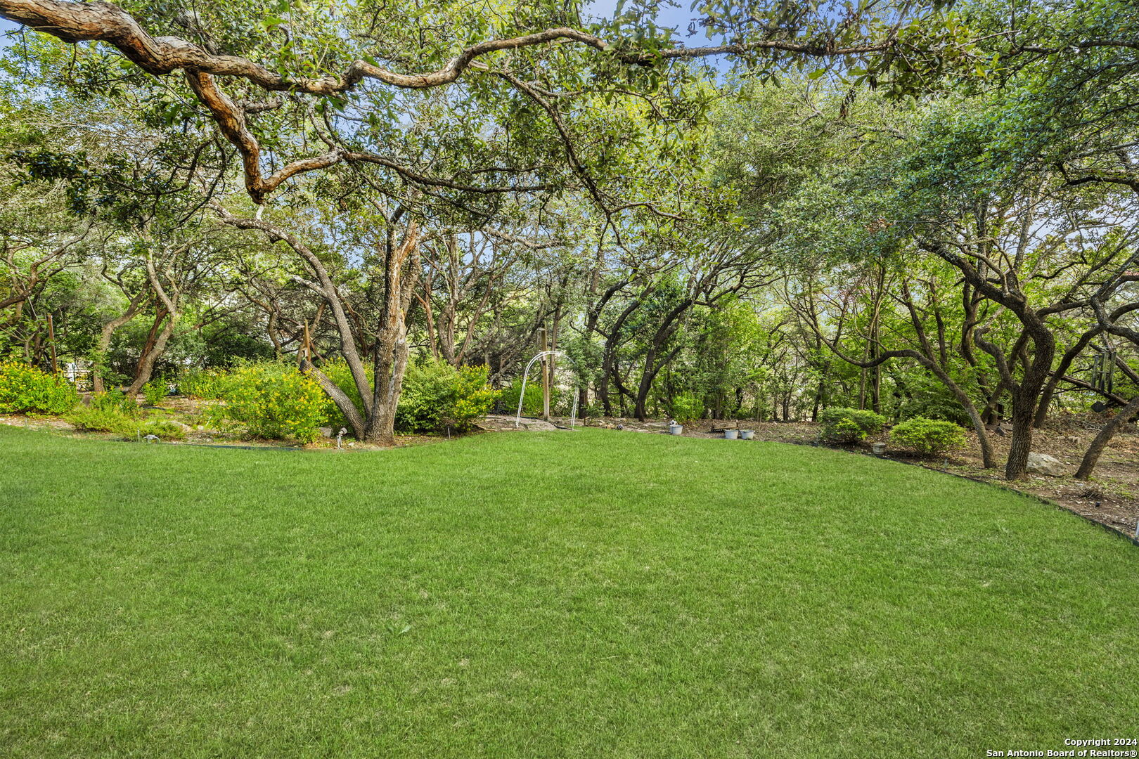 41 GALLERIA DR