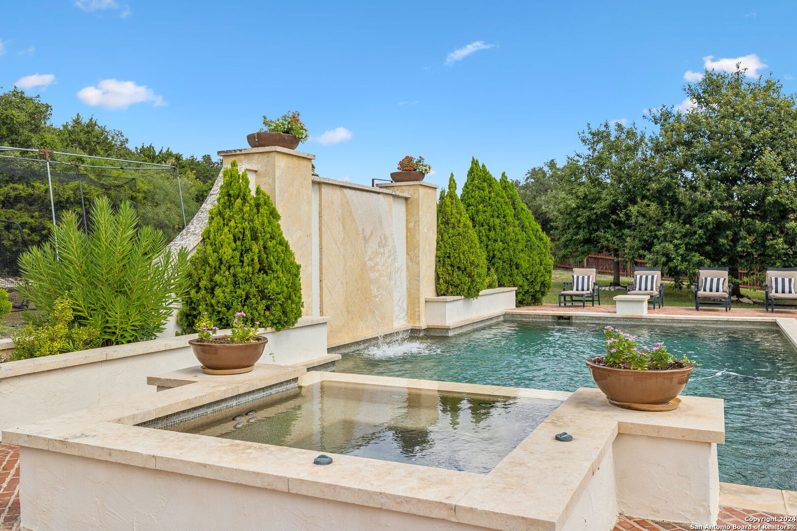 707 Ruidosa Downs