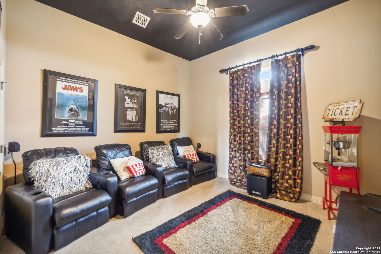 707 Ruidosa Downs