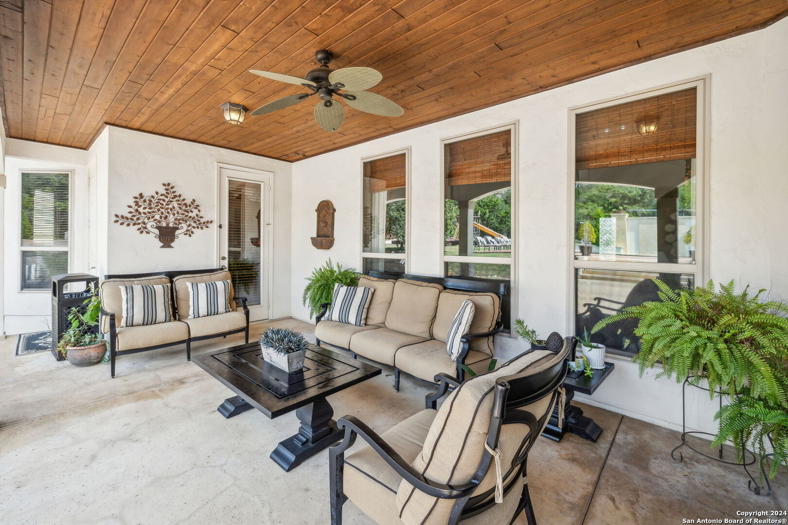 707 Ruidosa Downs