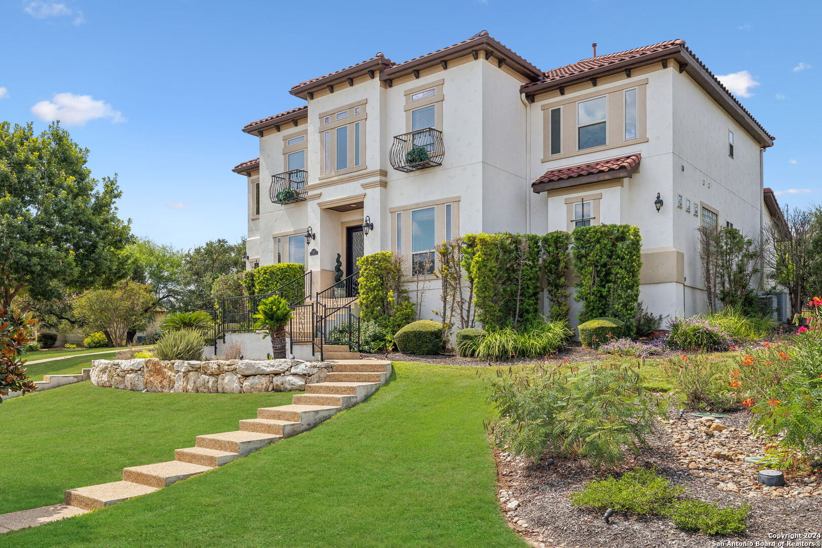 707 Ruidosa Downs