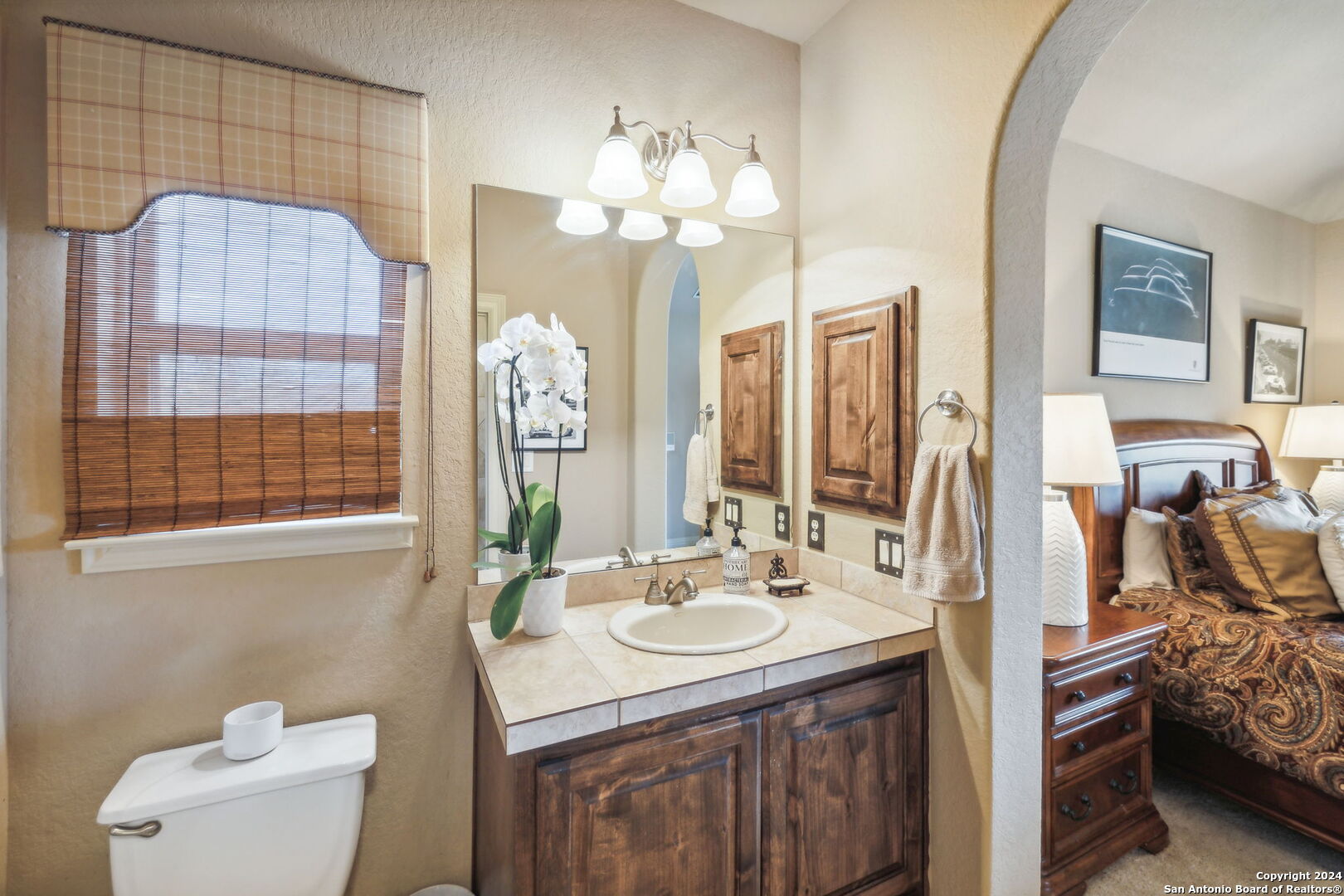 707 Ruidosa Downs