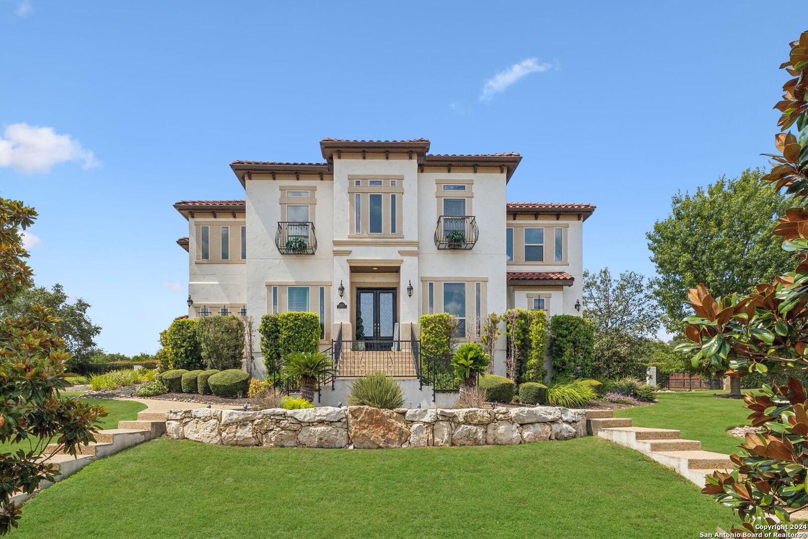 707 Ruidosa Downs
