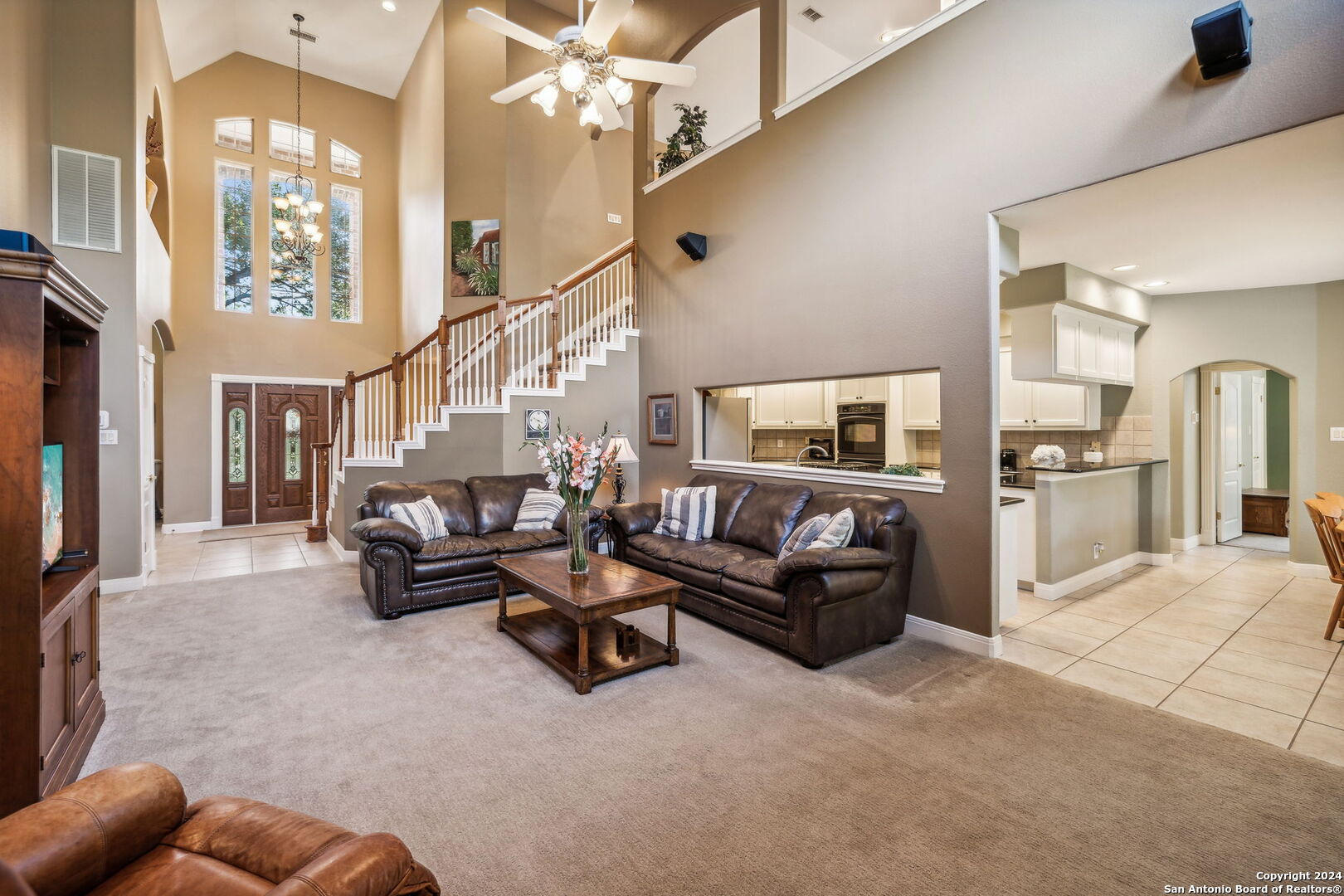 7 INWOOD CLIFFS DR