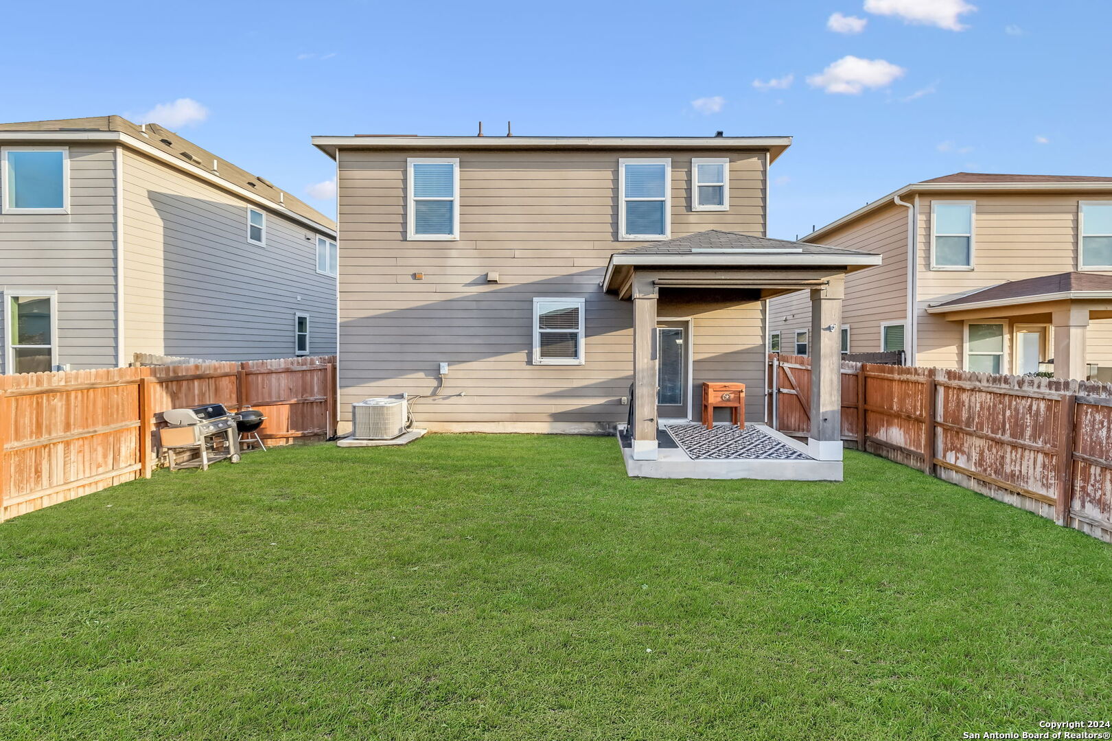2069 BRANDYWINE DR