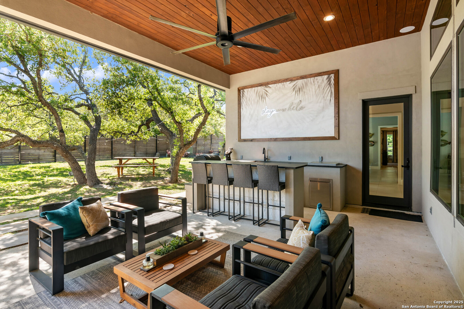 8534 Raintree Woods