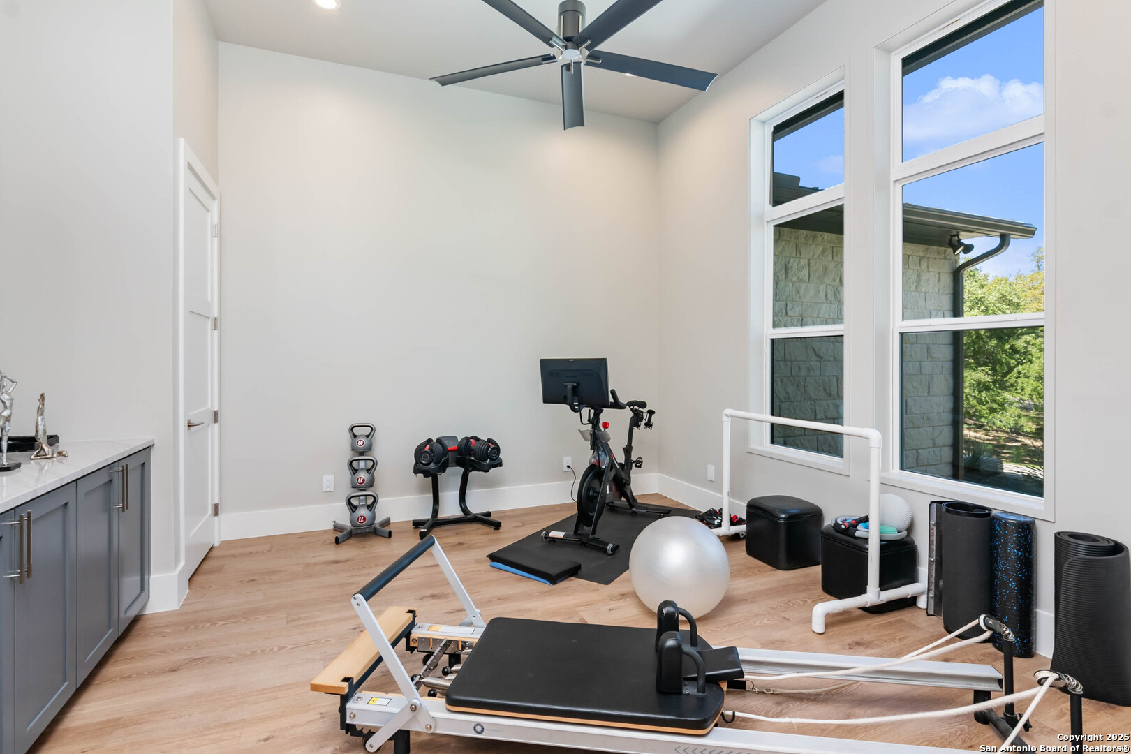 8534 Raintree Woods