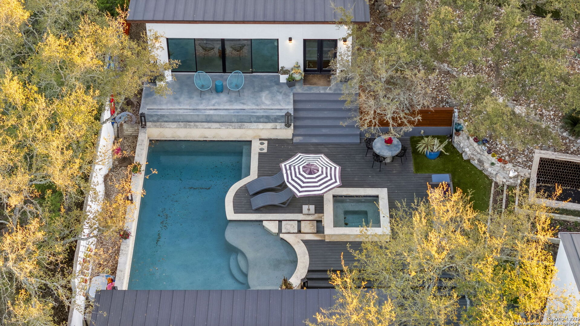 16 Trophy Ridge