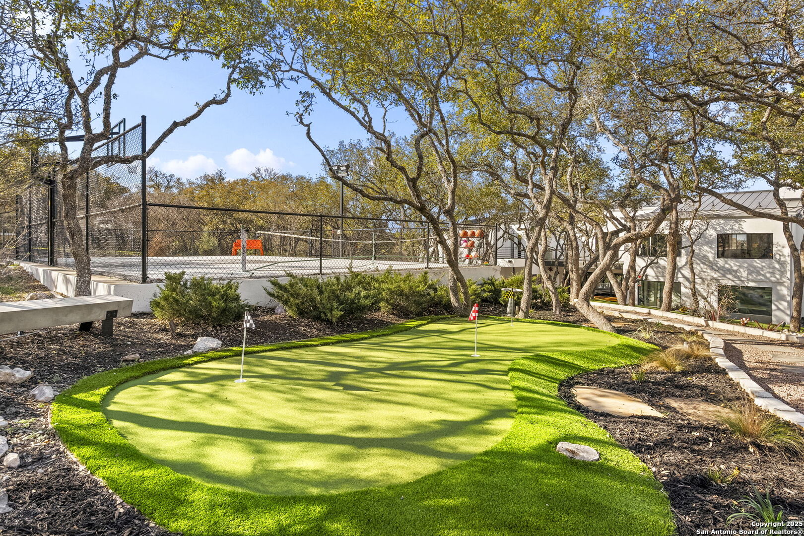 16 Trophy Ridge